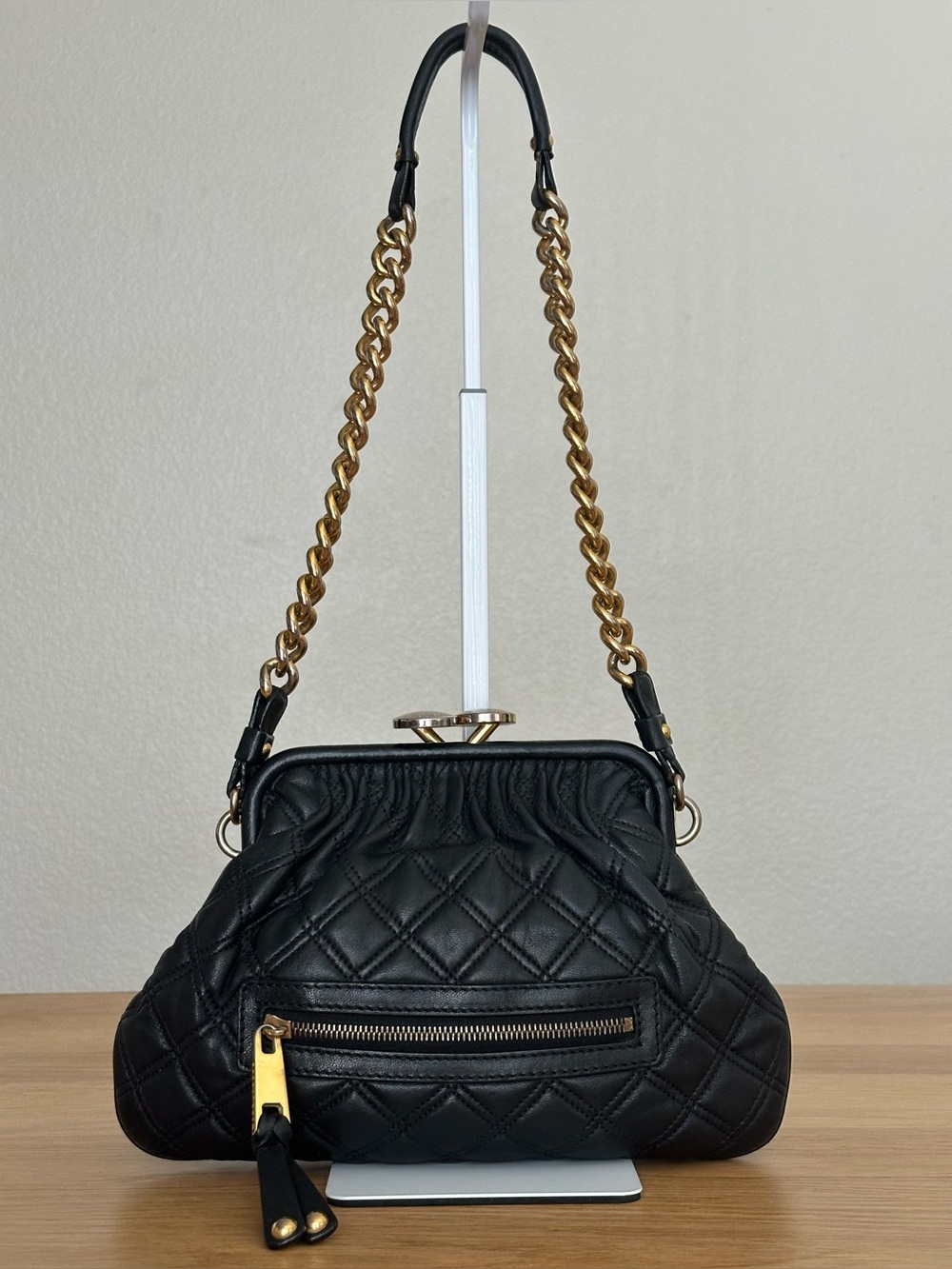 Marc Jacobs Kisslock Shoulder Bag